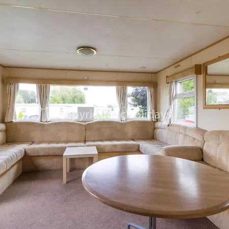 Spacious 8 Berth Caravan For Hire At Southview Holiday Park Ref 33002Tc Скегнесс Экстерьер фото